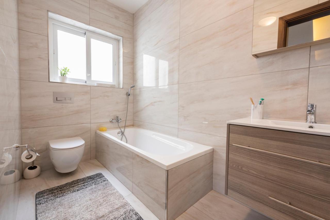 Staymela Apartments - Birkirkara Ngoại thất bức ảnh